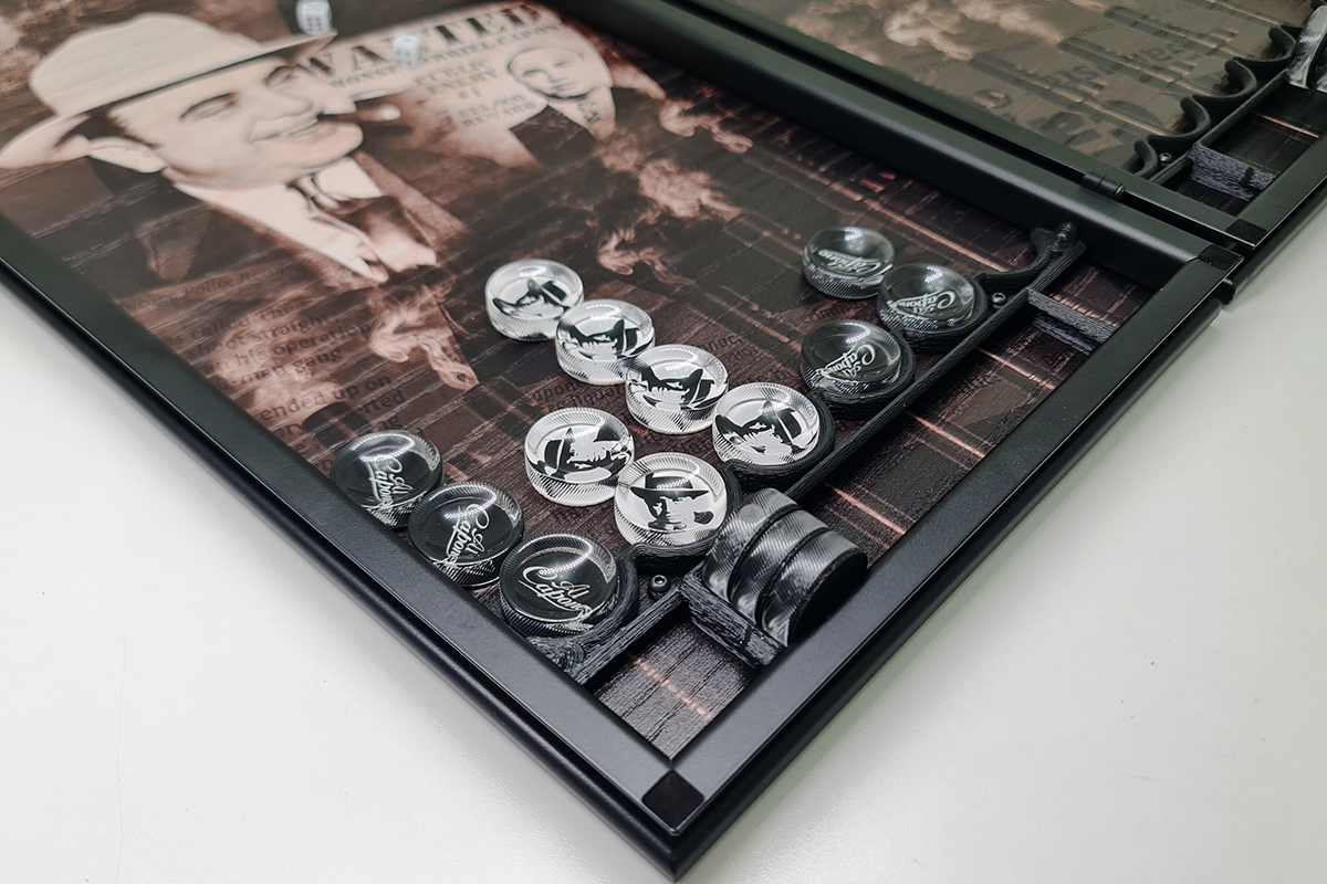 Exclusive: "Al Capone Edition" – oak veneer backgammon game